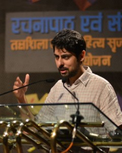 Custom image caption